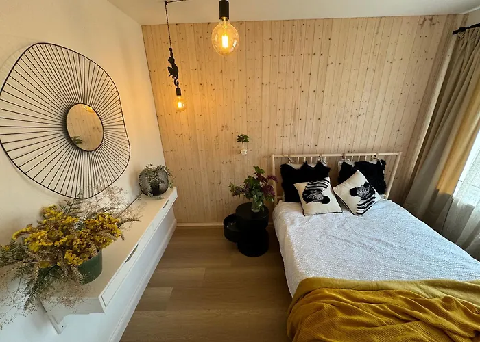 Seaside Luxury Apartment